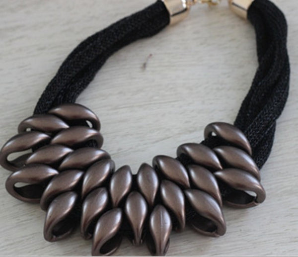 Star Weaving Geometric Necklace
